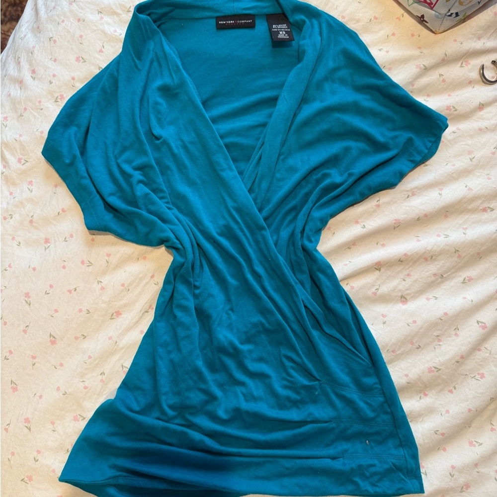 New York & Company Turquoise Knit Top